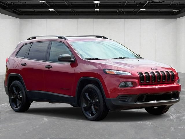 Used 2016 Jeep Cherokee Sport w/ Cold Weather Group AWD/4WD image 7
