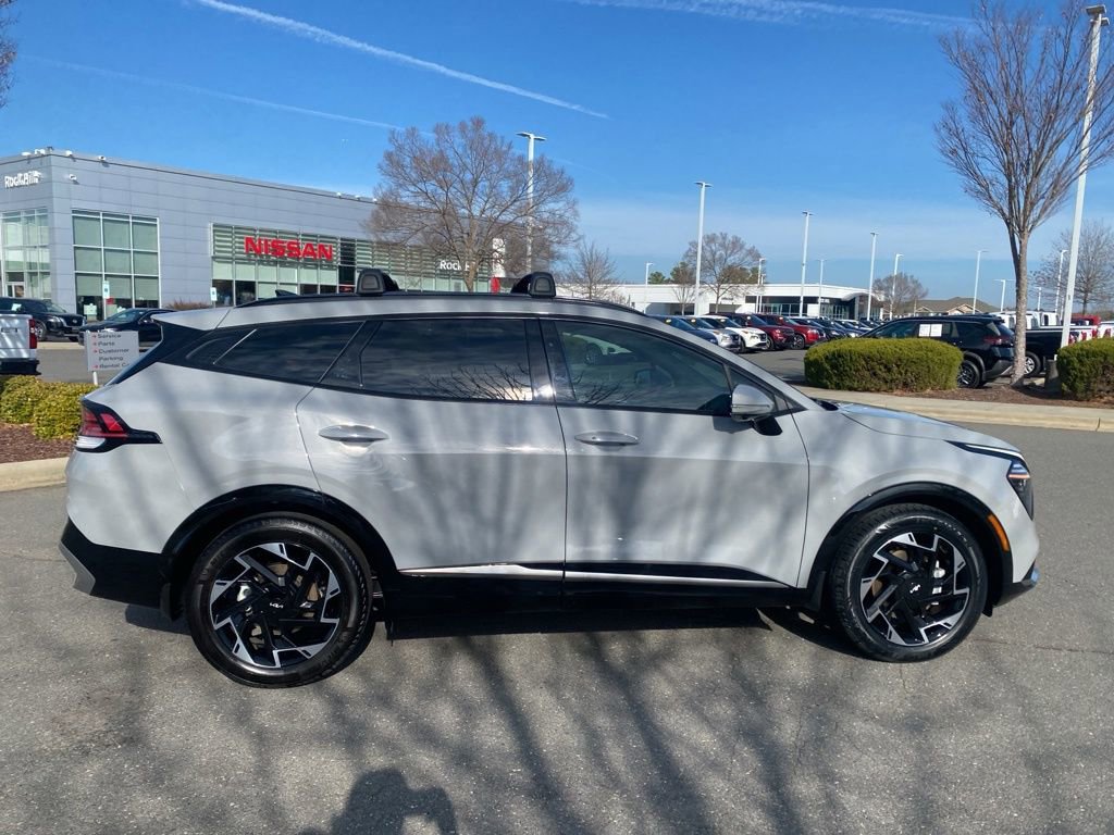 Used 2024 Kia Sportage SX image 8