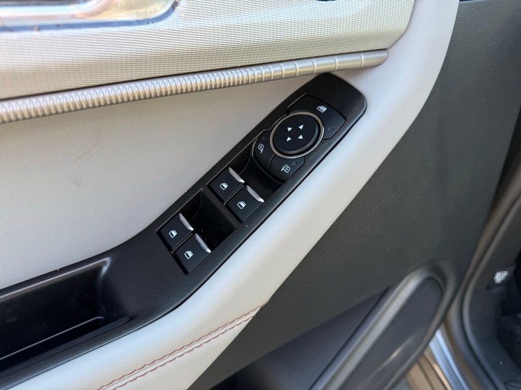 New 2026 Ford Explorer Active AWD/4WD image 11