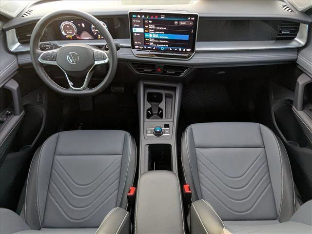 New 2026 Volkswagen Tiguan SE image 16