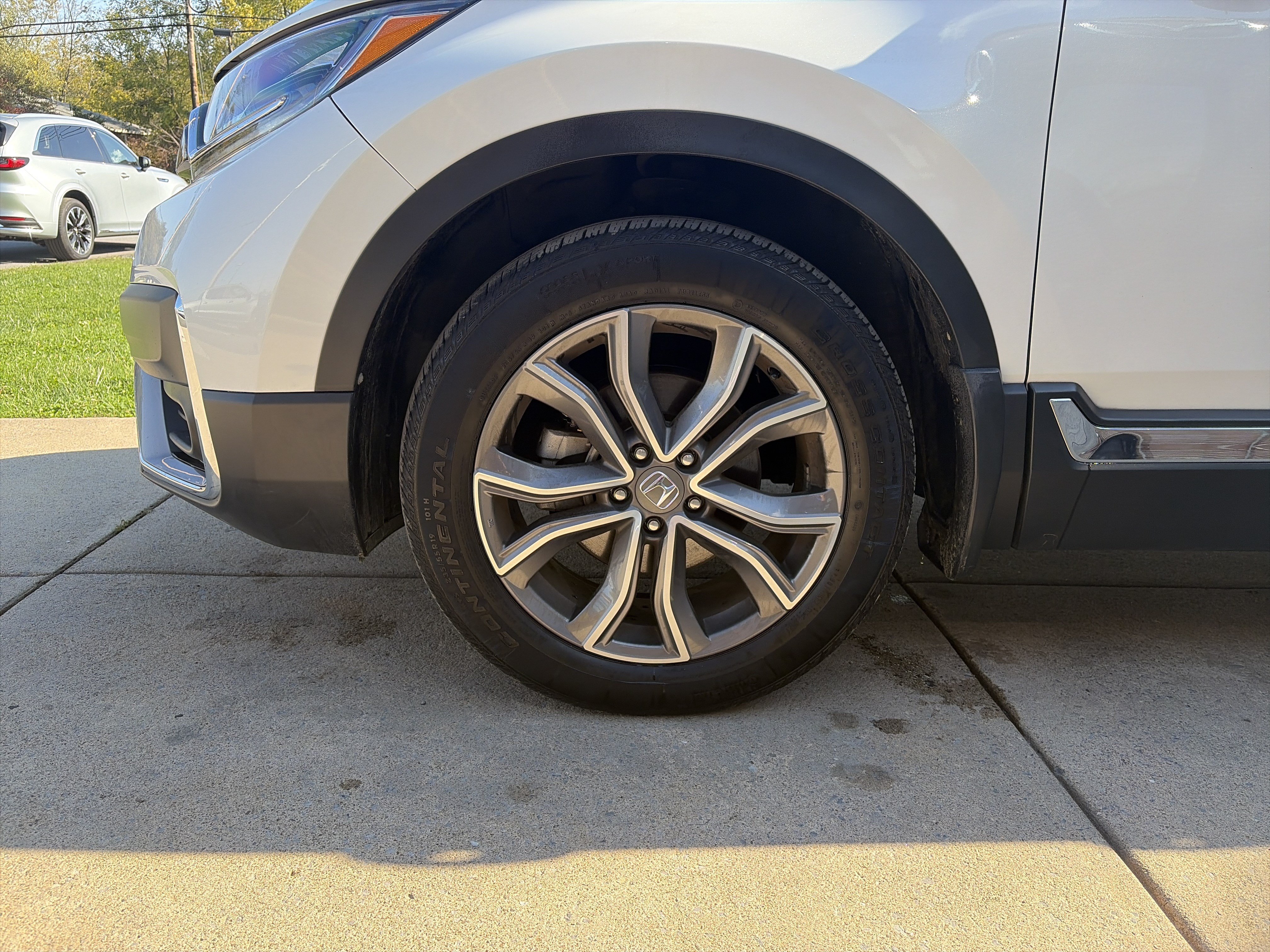 Used 2022 Honda CR-V Touring image 11