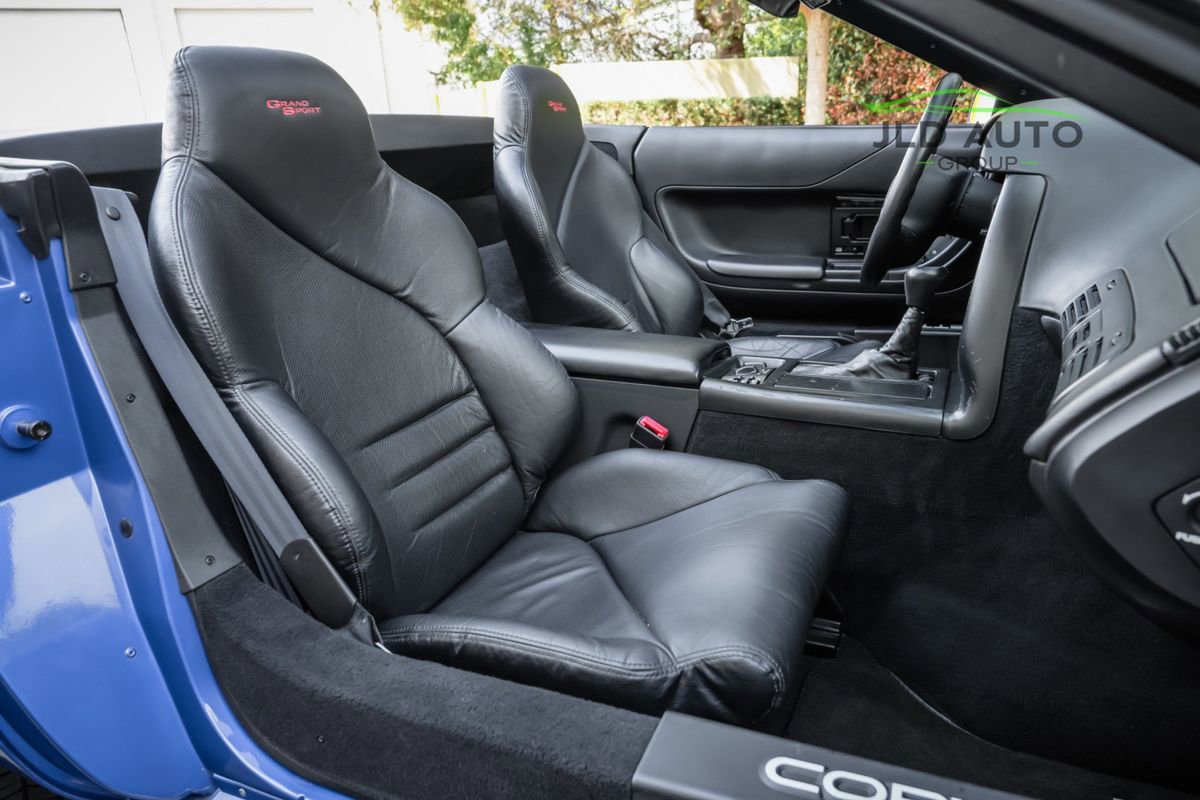 Used 1996 Chevrolet Corvette Convertible Grand Sport image 16