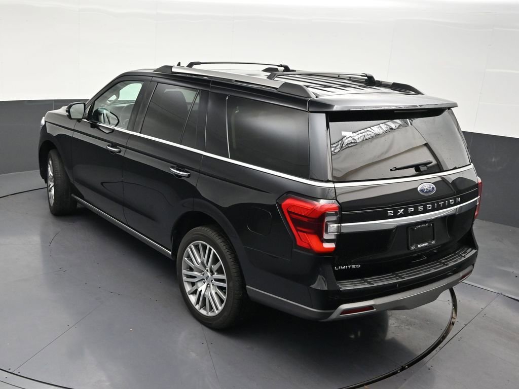 Used 2023 Ford Expedition Limited RWD image 18