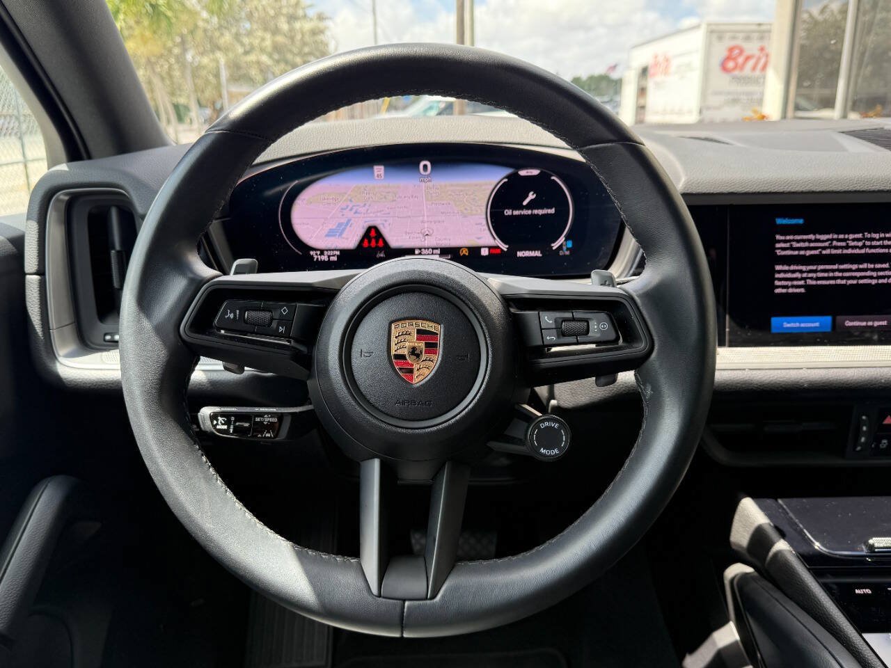 Used 2024 Porsche Cayenne AWD/4WD image 20