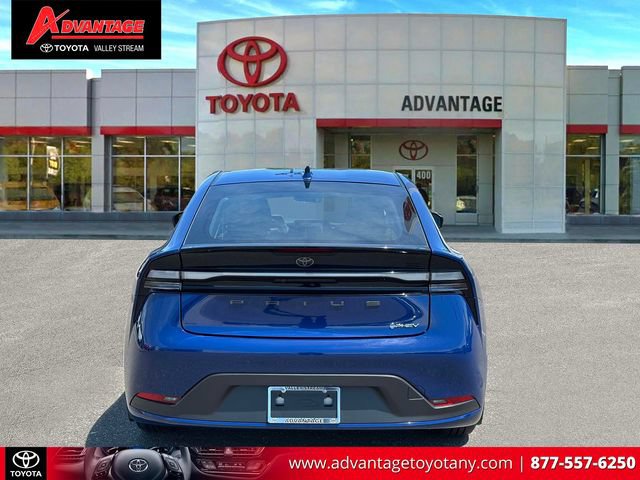 Used 2025 Toyota Prius Plug-In Hybrid FWD image 8