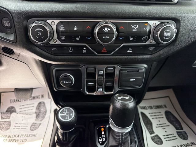 Used 2024 Jeep Wrangler Unlimited Sport AWD/4WD image 22