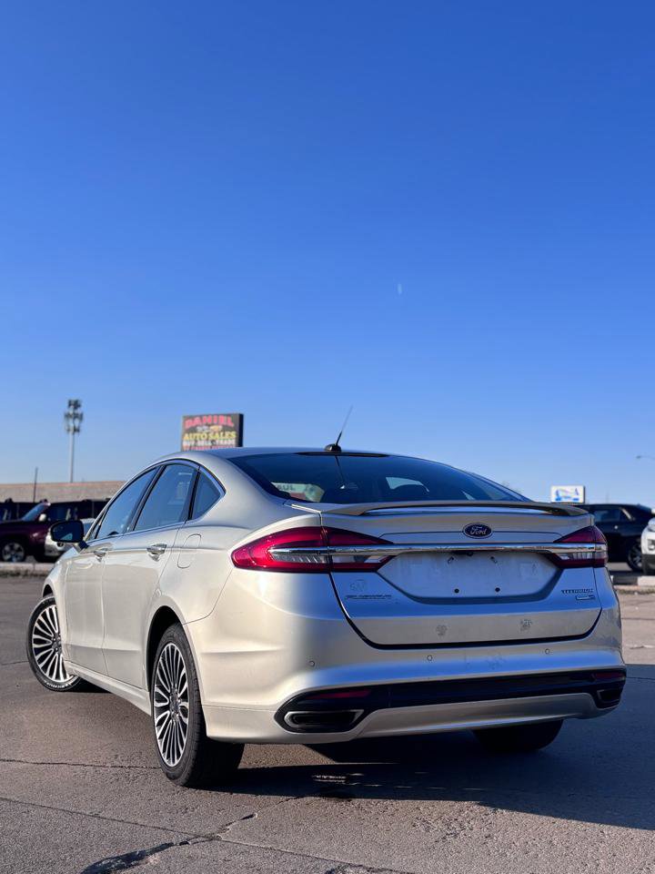 Used 2018 Ford Fusion Titanium AWD/4WD image 3