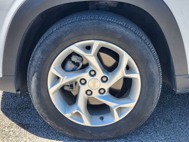 Used 2024 Chevrolet Trax LS w/ LS Convenience Package FWD image 7