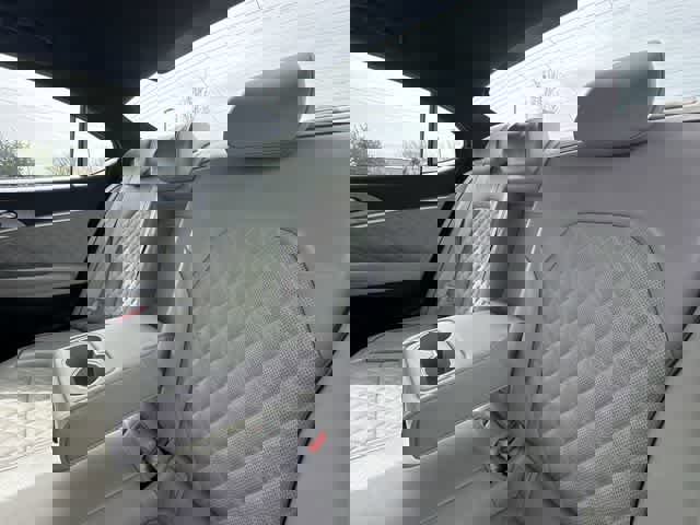 Used 2023 Genesis G70 3.3T w/ Sport Prestige Package image 19