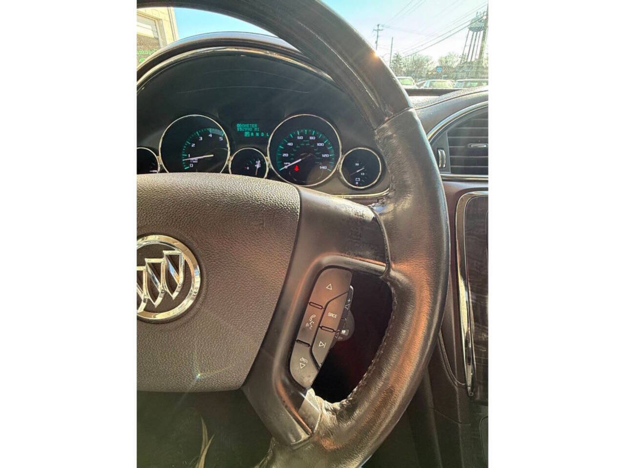 Used 2015 Buick Enclave Leather FWD image 21