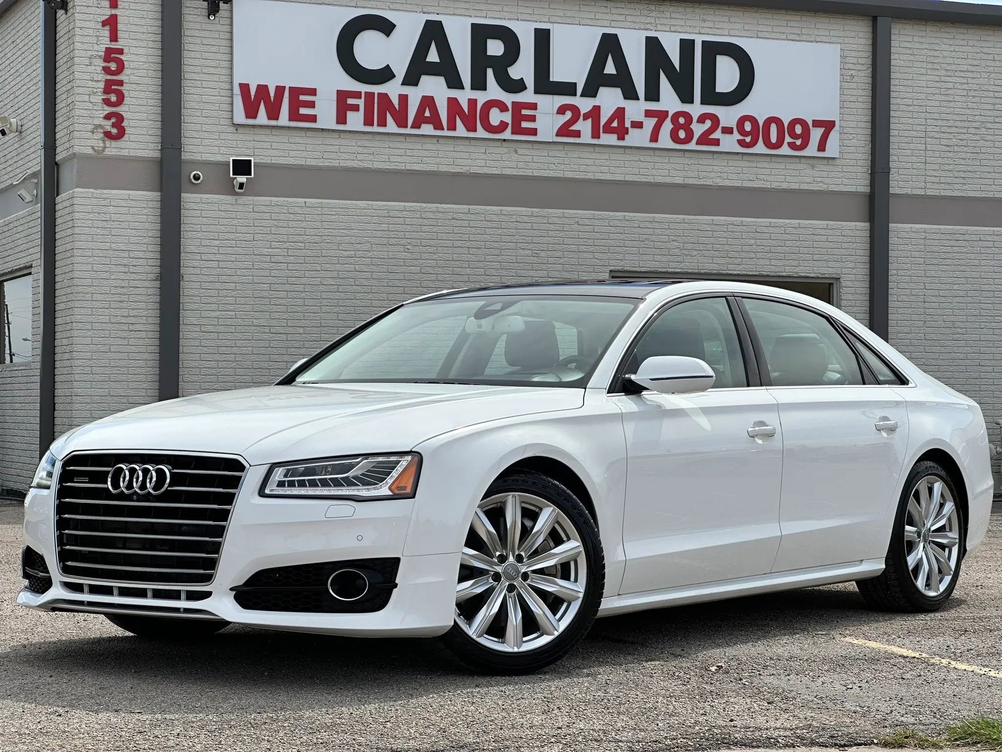 Used 2016 Audi A8 L 4.0T image 1