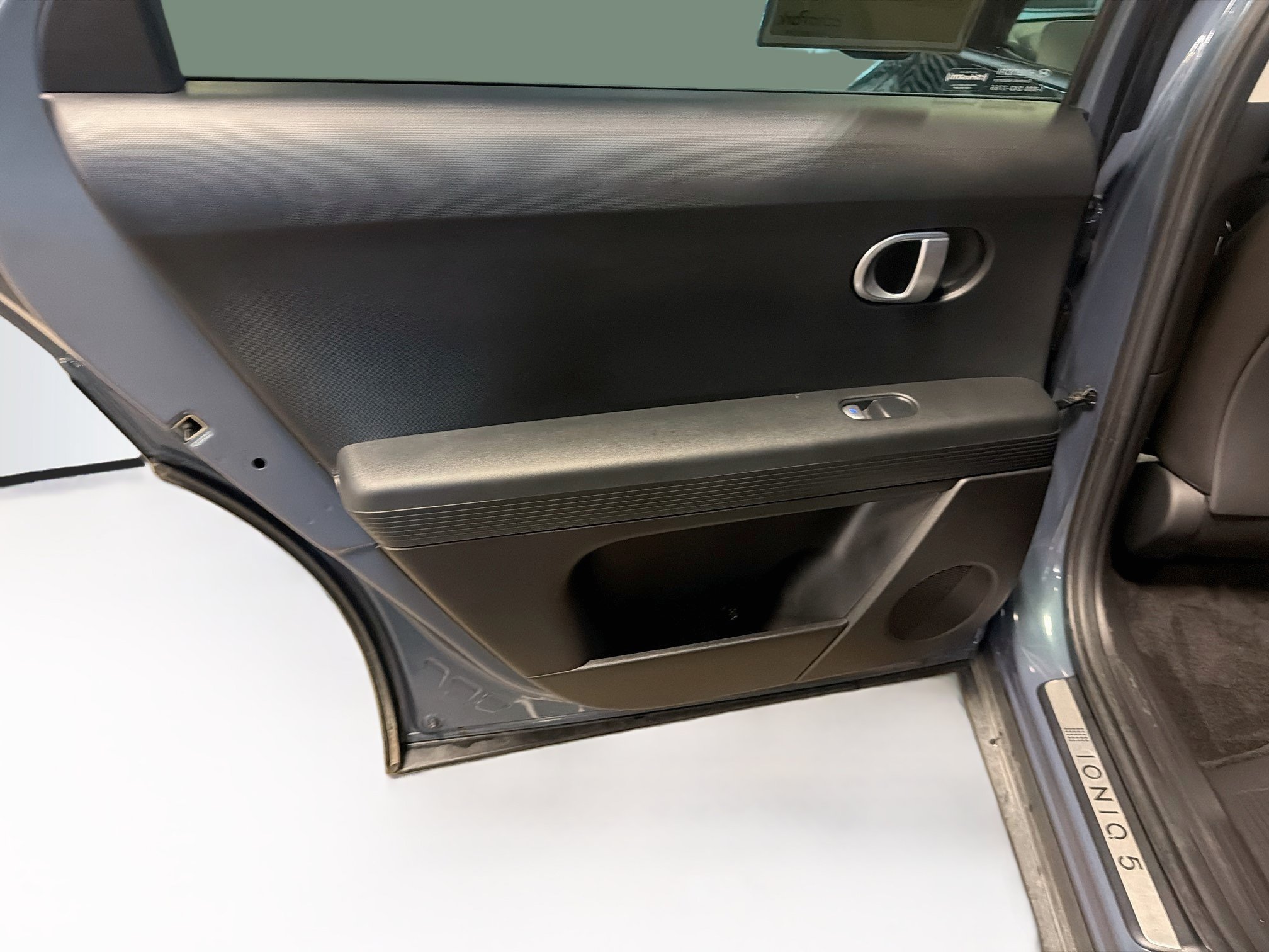 Used 2024 Hyundai Ioniq 5 SEL AWD/4WD image 27