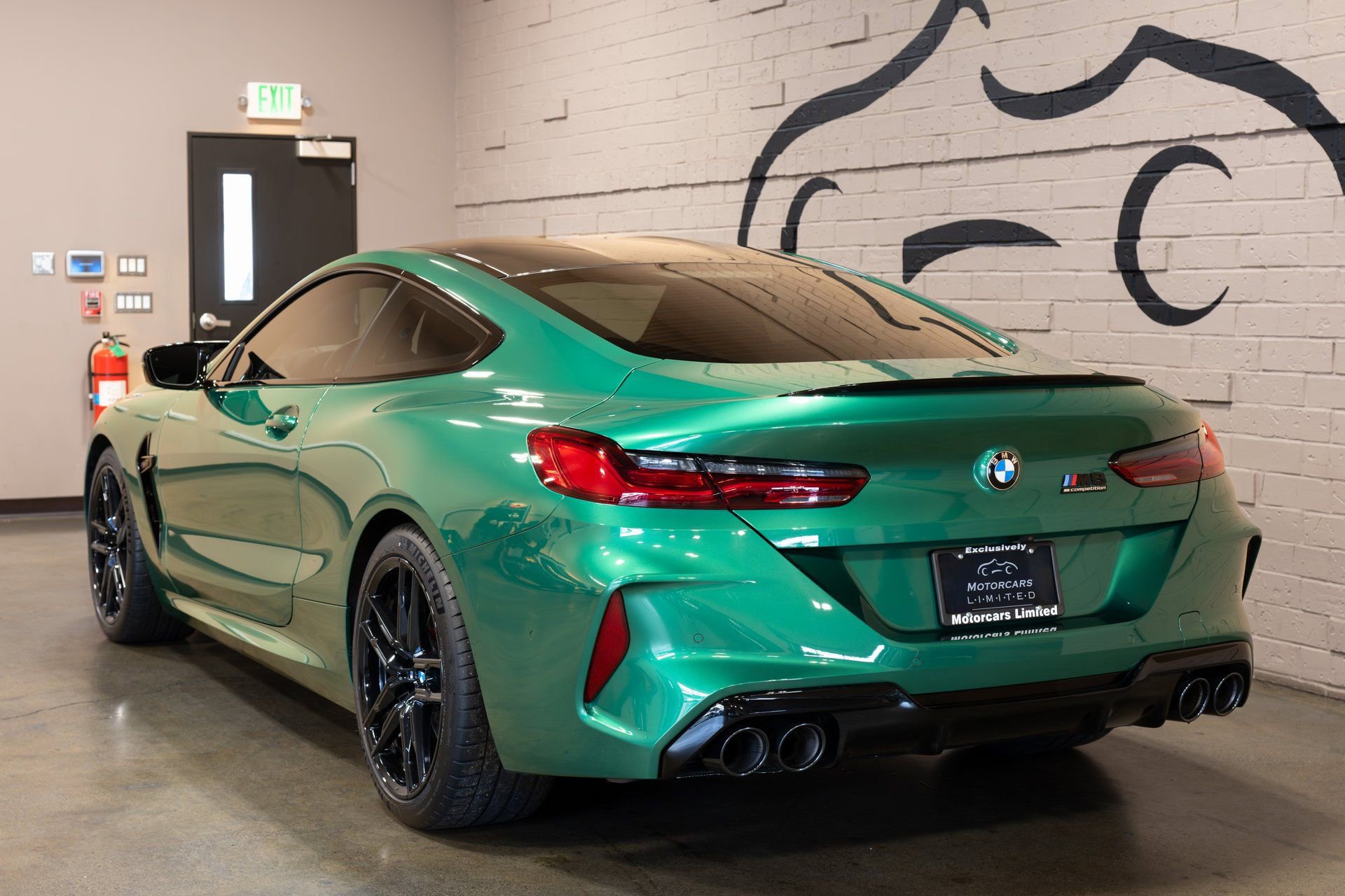 Used 2024 BMW M8 Competition image 9