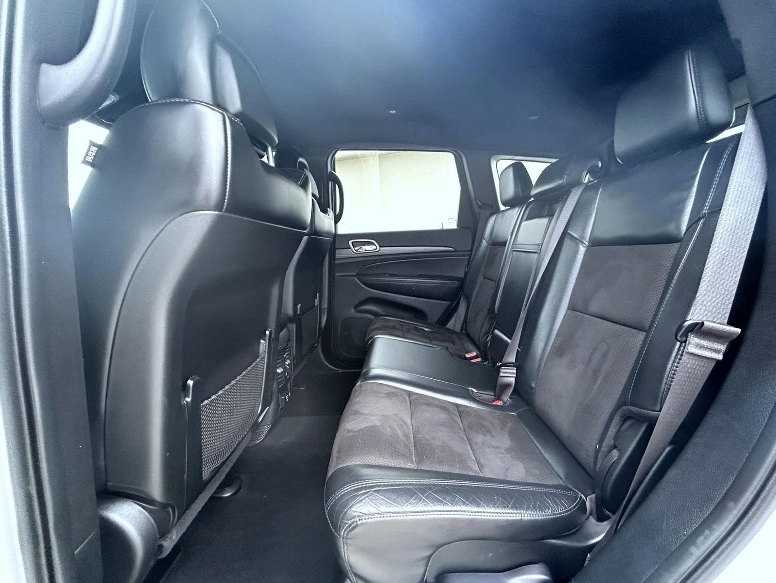 Used 2020 Jeep Grand Cherokee Altitude image 20