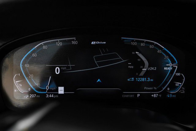 Used 2021 BMW X3 xDrive30e w/ Convenience Package image 16