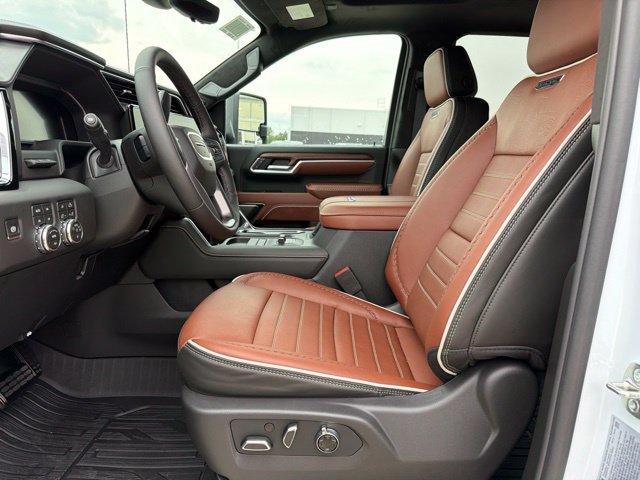 New 2026 GMC Sierra 3500 Denali Ultimate AWD/4WD image 20