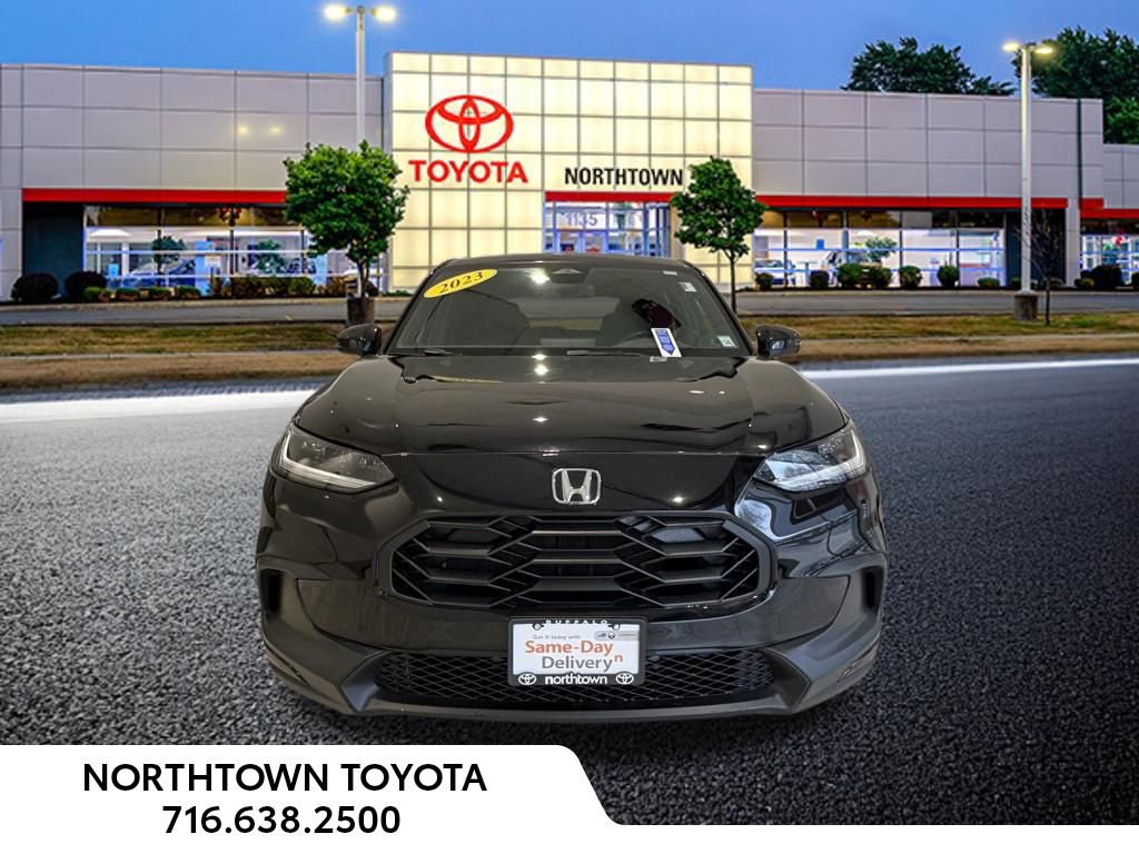 Used 2023 Honda HR-V Sport image 5