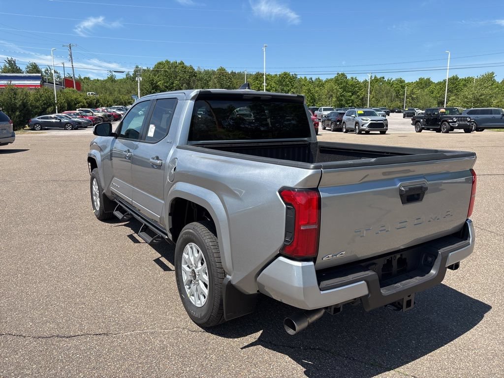 Certified 2026 Toyota Tacoma SR5 AWD/4WD image 4