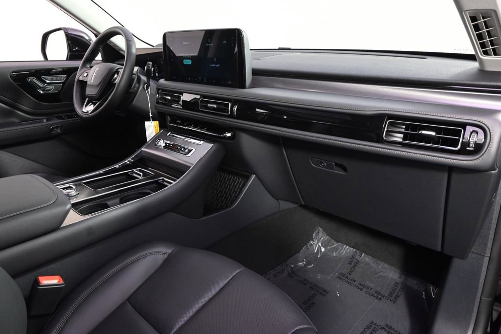 New 2026 Lincoln Aviator AWD image 15