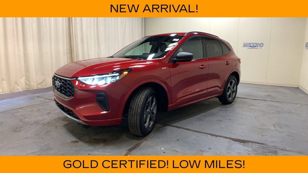 Used 2024 Ford Escape ST-Line w/ Tech Pack #1 AWD/4WD image 42