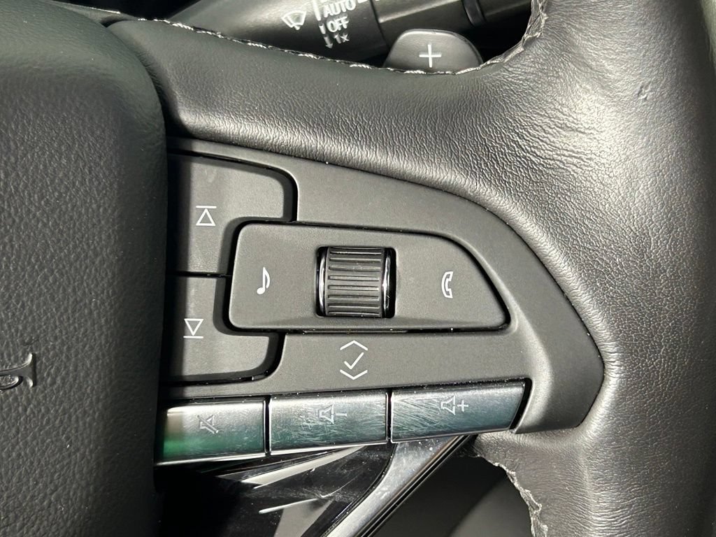 Used 2024 Cadillac Escalade Sport w/ Touring Package AWD/4WD image 33