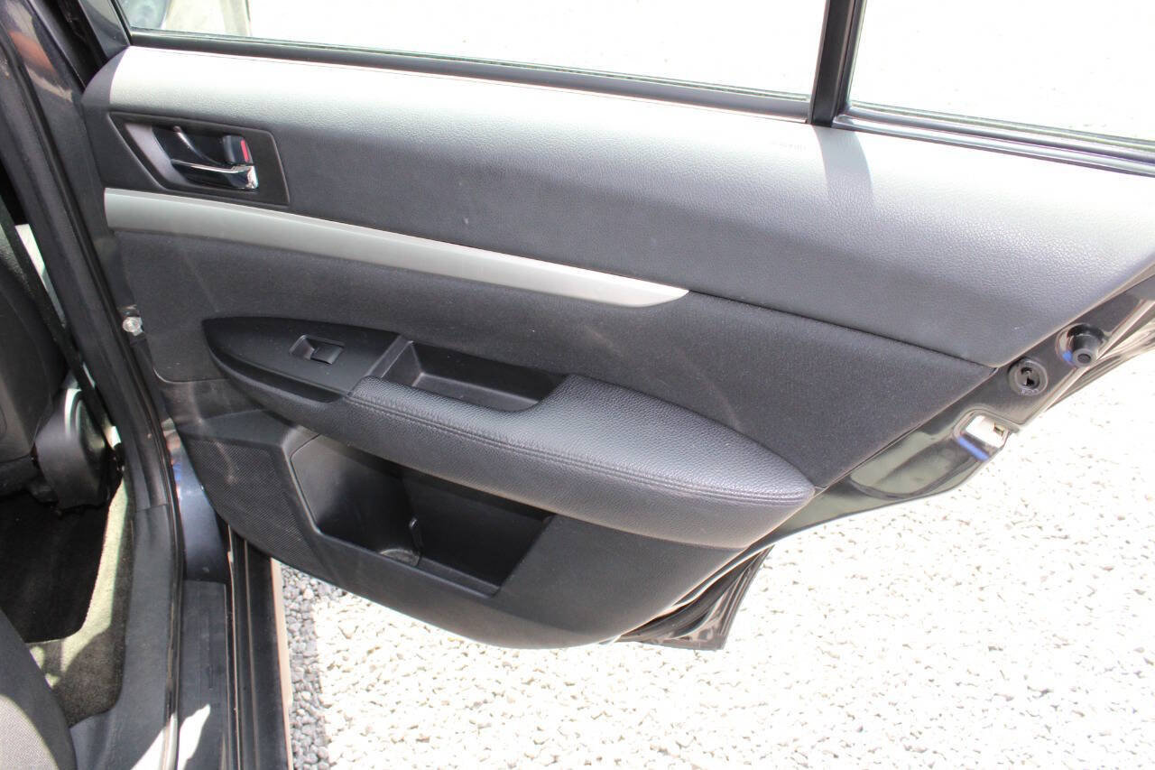 Used 2012 Subaru Outback 2.5i AWD/4WD image 22