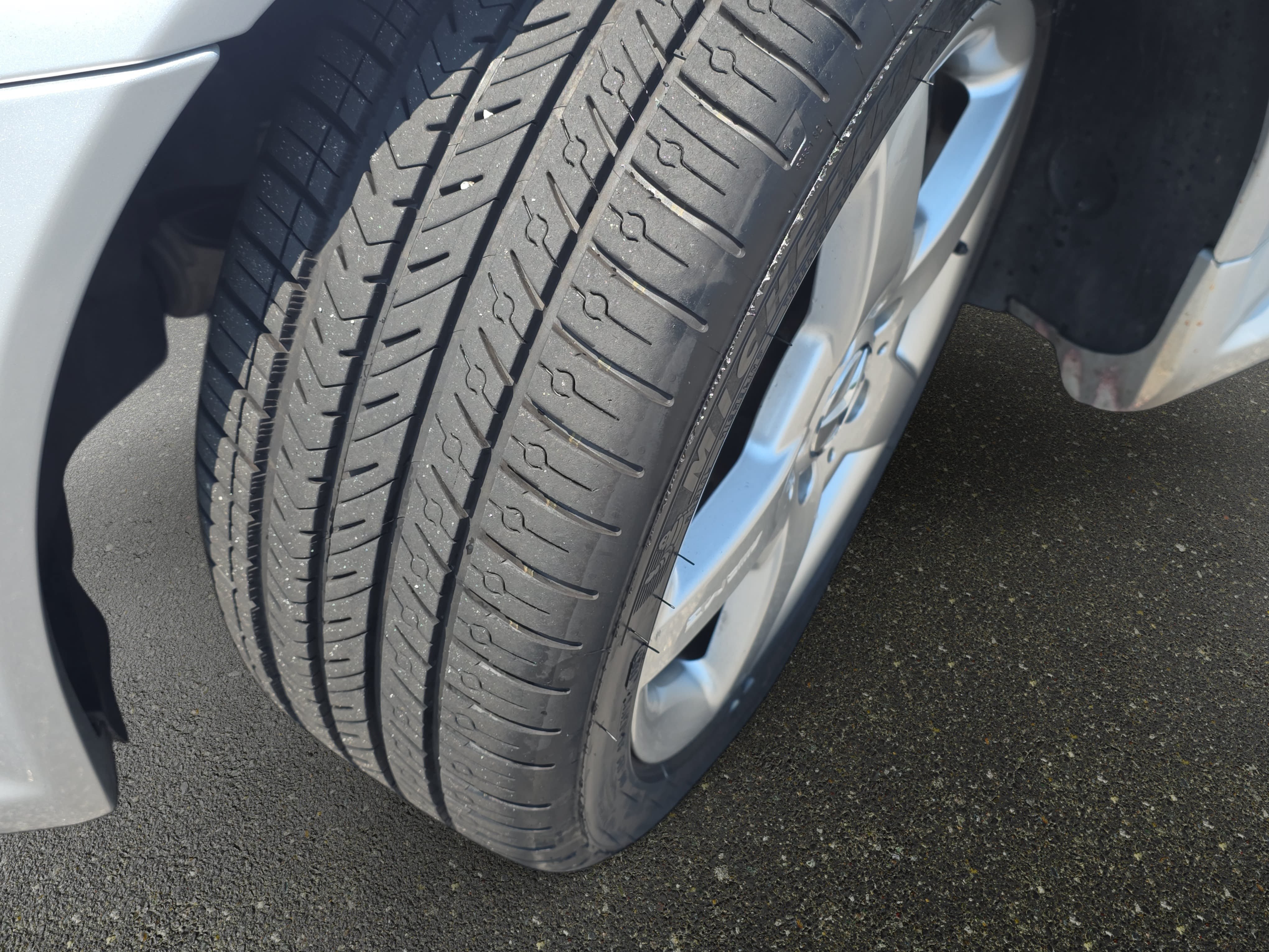 Used 2005 Mercedes-Benz SLK 350 image 28