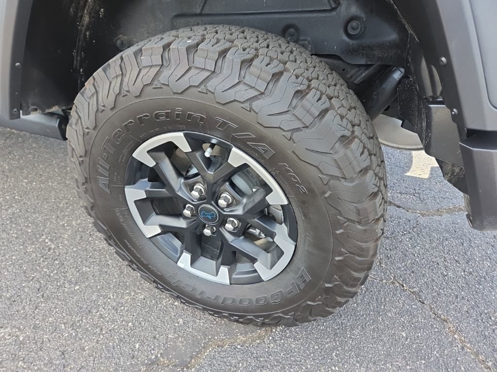 Used 2025 Jeep Wrangler Unlimited Rubicon 4xe image 13