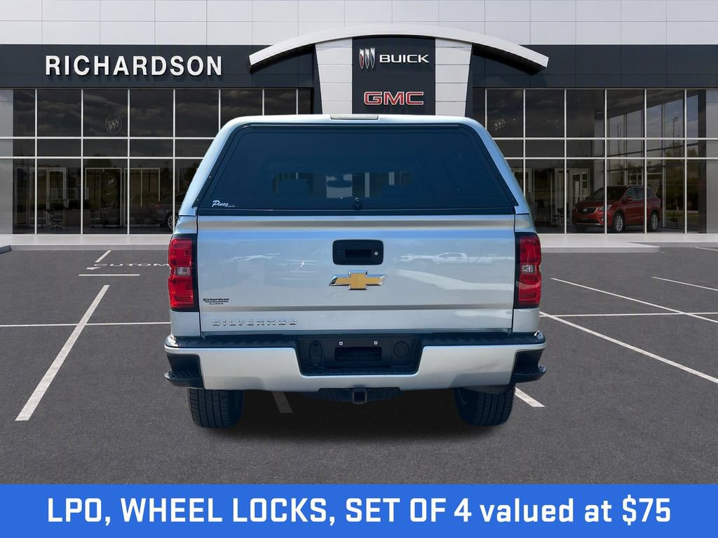 Used 2018 Chevrolet Silverado 1500 Custom w/ Custom Value Package AWD/4WD image 4