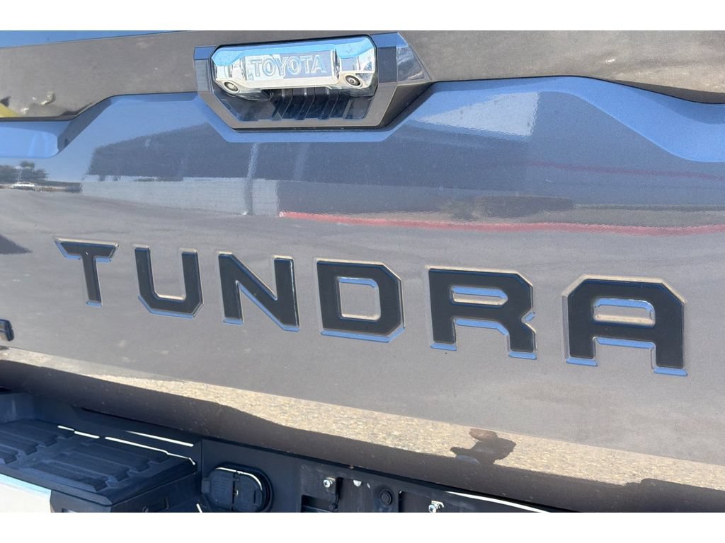 Used 2023 Toyota Tundra Limited AWD/4WD image 7