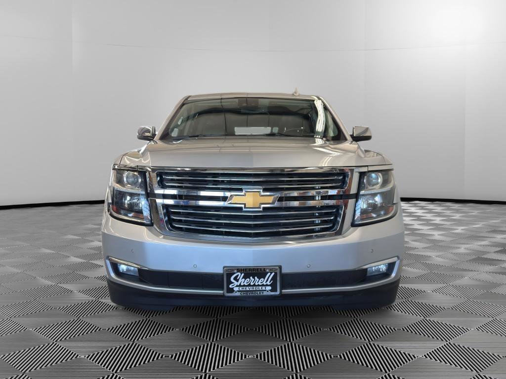 Used 2018 Chevrolet Suburban Premier AWD/4WD image 2