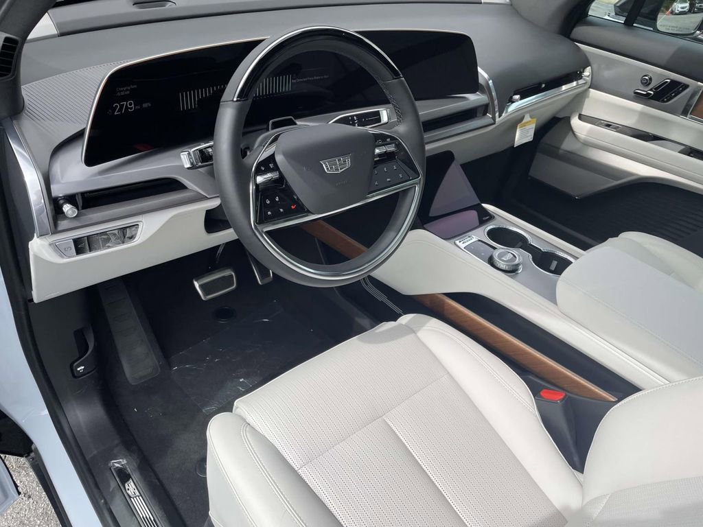 New 2026 Cadillac Vistiq Sport image 18