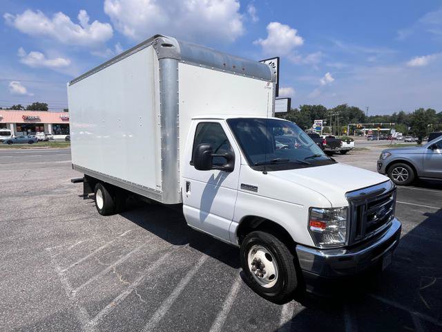 Used 2022 Ford E-350 and Econoline 350 Super Duty w/ Power Windows & Locks Group RWD image 2