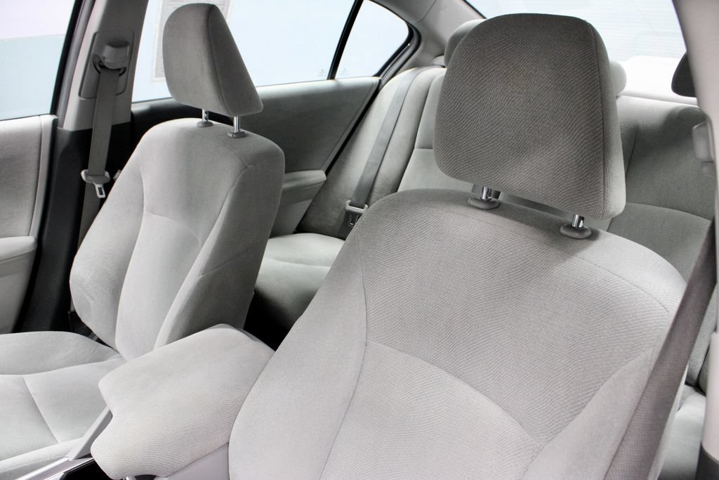 Used 2013 Honda Accord LX image 26