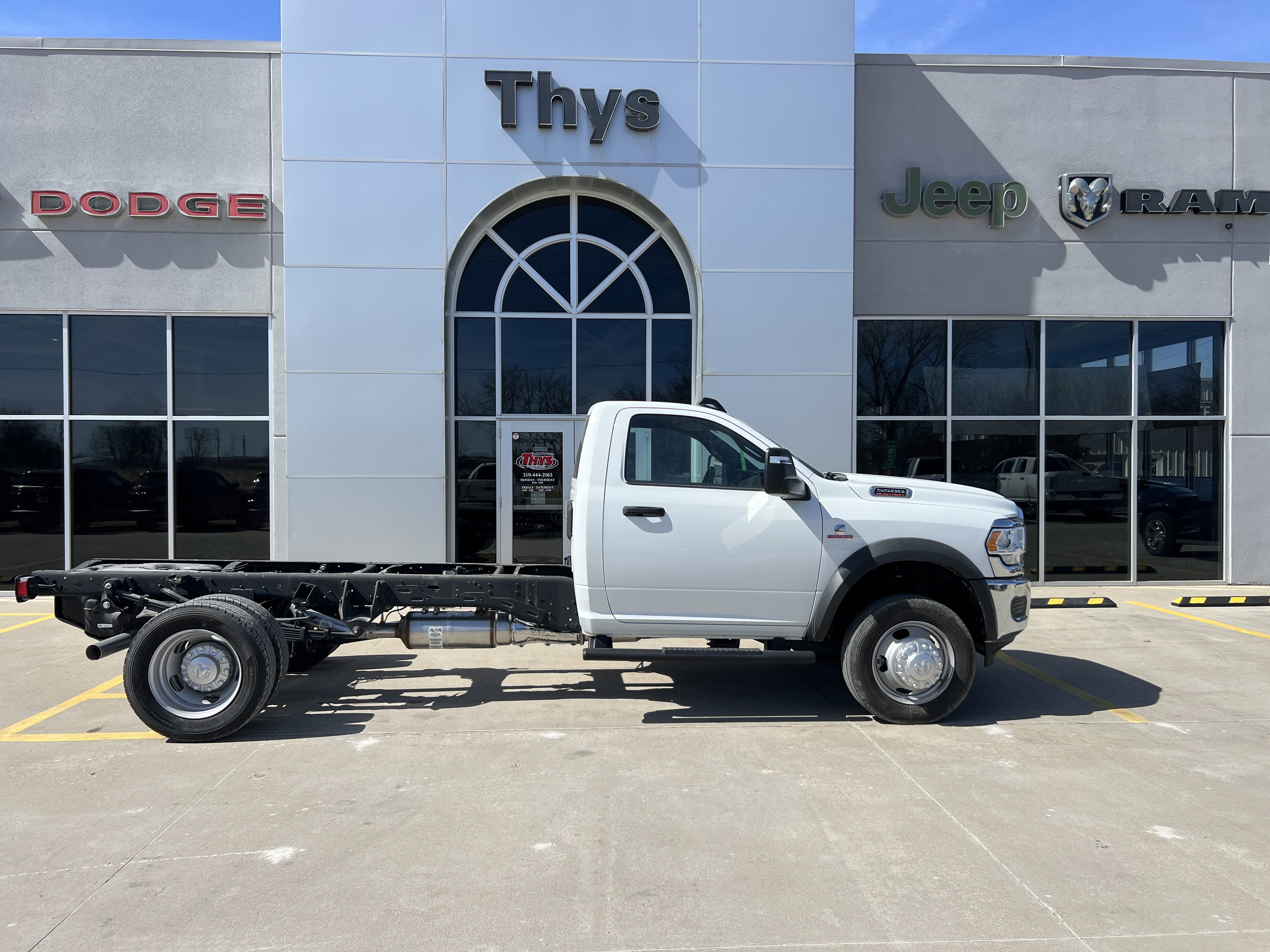 Used 2024 RAM 5500 Tradesman AWD/4WD image 28