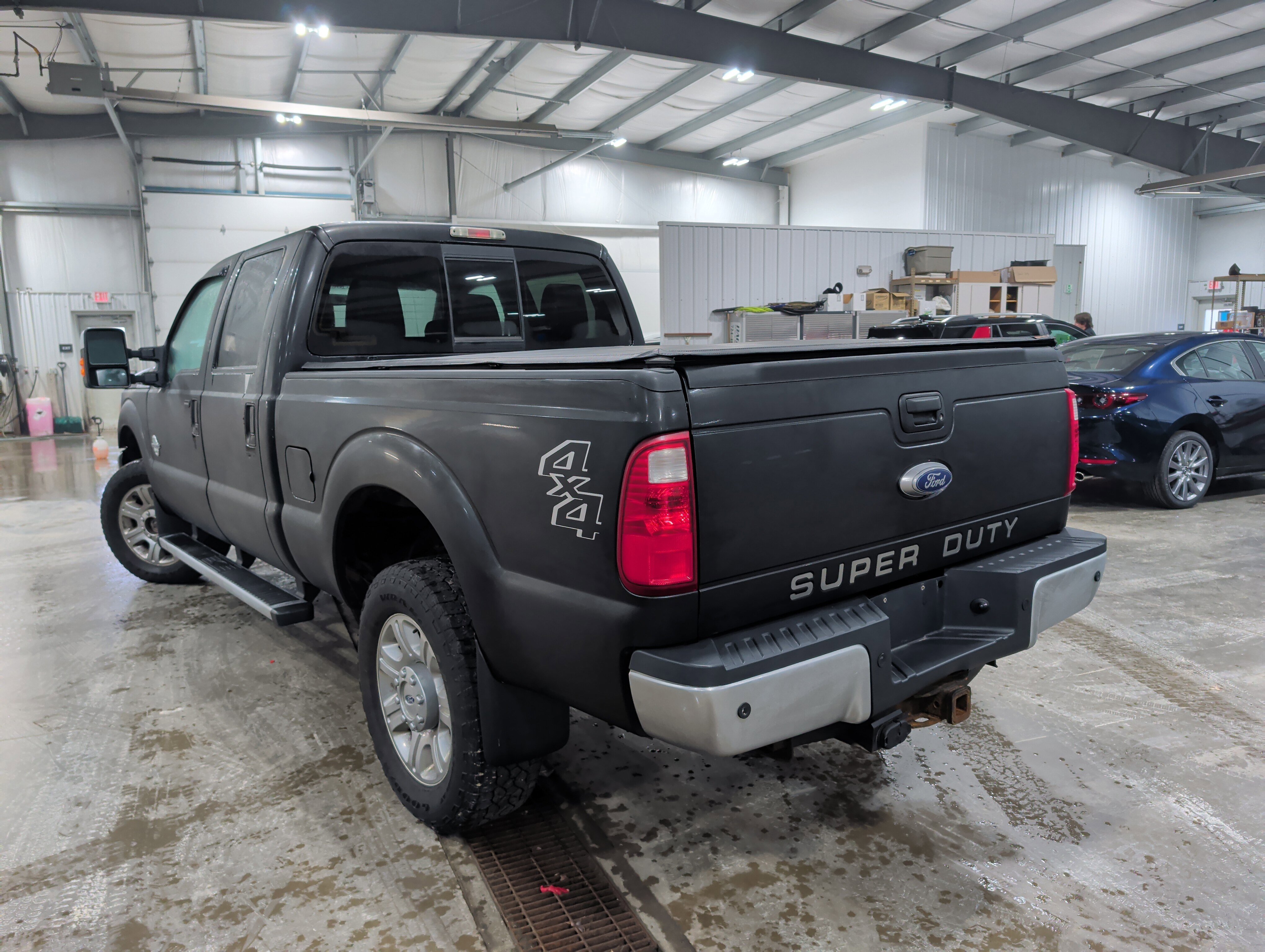 Used 2015 Ford F350 Lariat w/ Chrome Package image 4