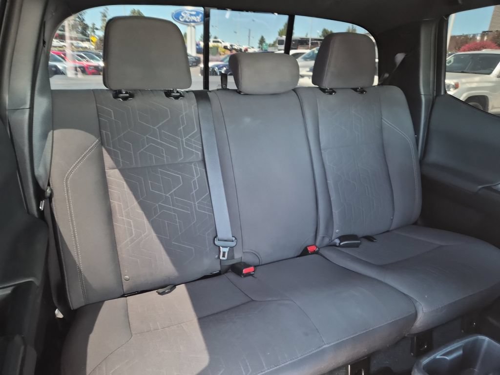 Used 2019 Toyota Tacoma TRD Sport w/ Technology Package RWD image 22
