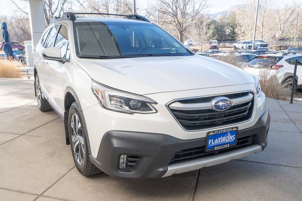 Used 2022 Subaru Outback Limited XT image 2