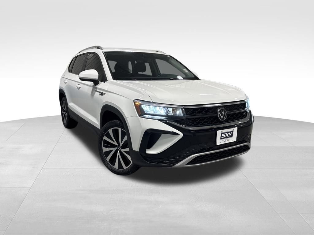 Used 2023 Volkswagen Taos SE image 45