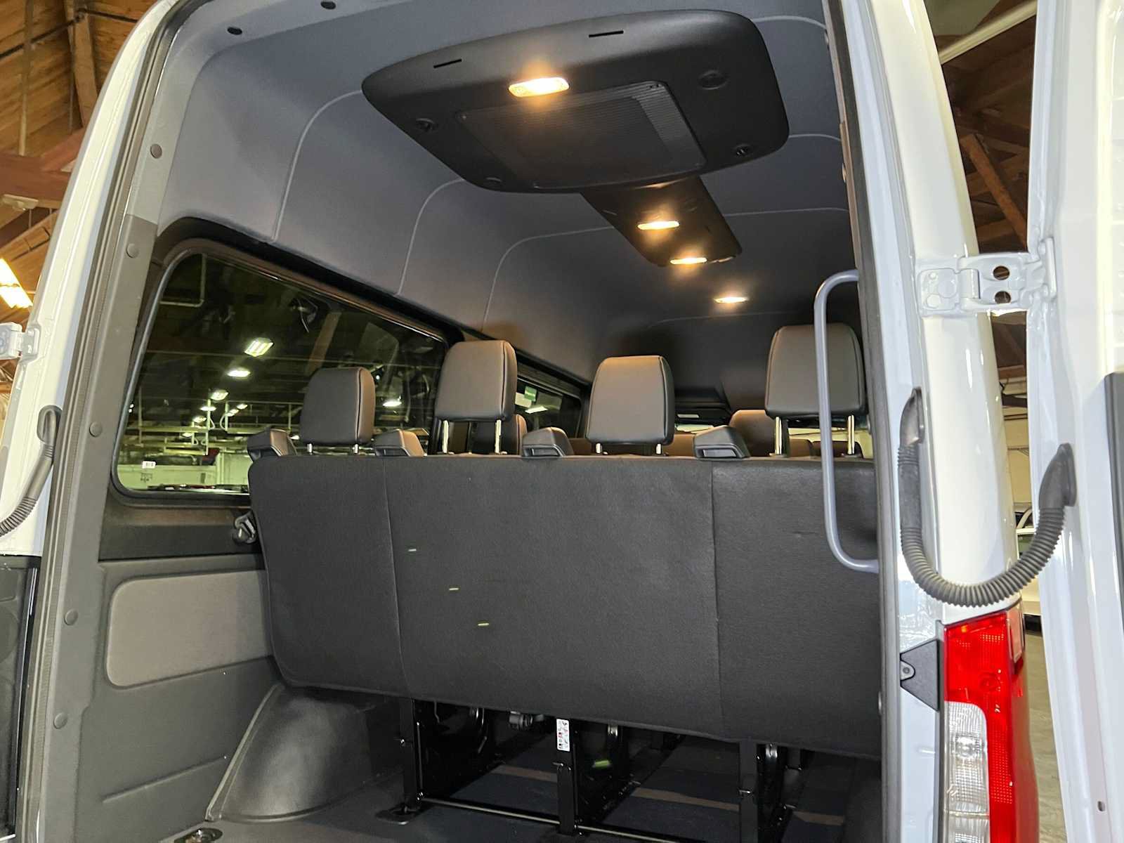 Used 2025 Mercedes-Benz Sprinter 2500 image 19