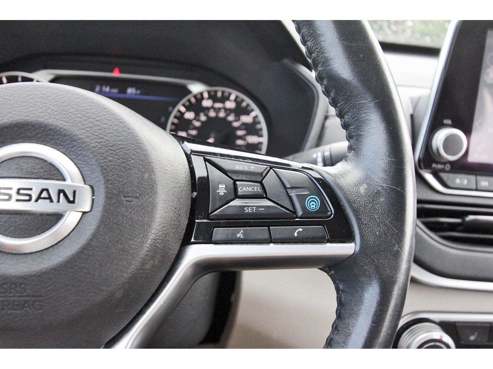 Used 2022 Nissan Altima 2.5 SV w/ SV Premium Package FWD image 21