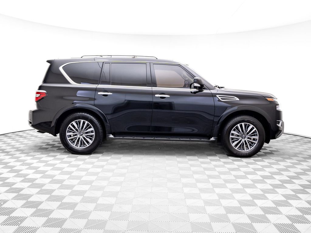 Used 2023 Nissan Armada SL w/ Captain's Chairs Package image 7