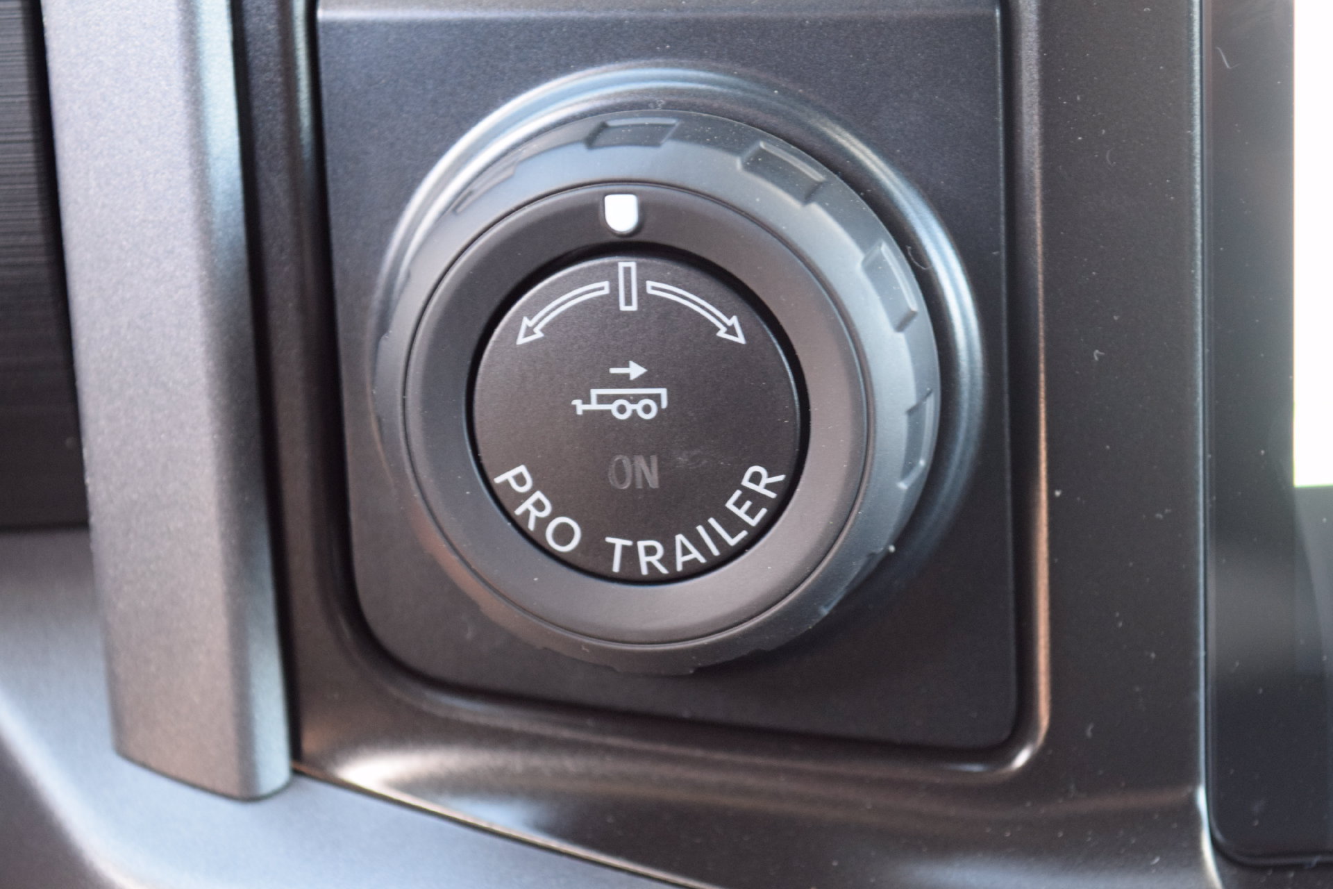 New 2026 Ford F150 XLT w/ Equipment Group 302A MID RWD image 11