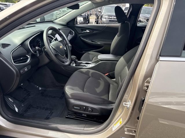 Used 2025 Chevrolet Malibu LT image 20
