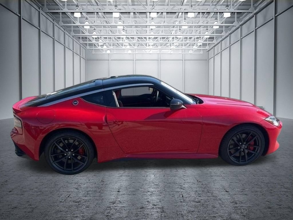 Used 2025 Nissan Z Performance w/ Floor Mat Package RWD image 6