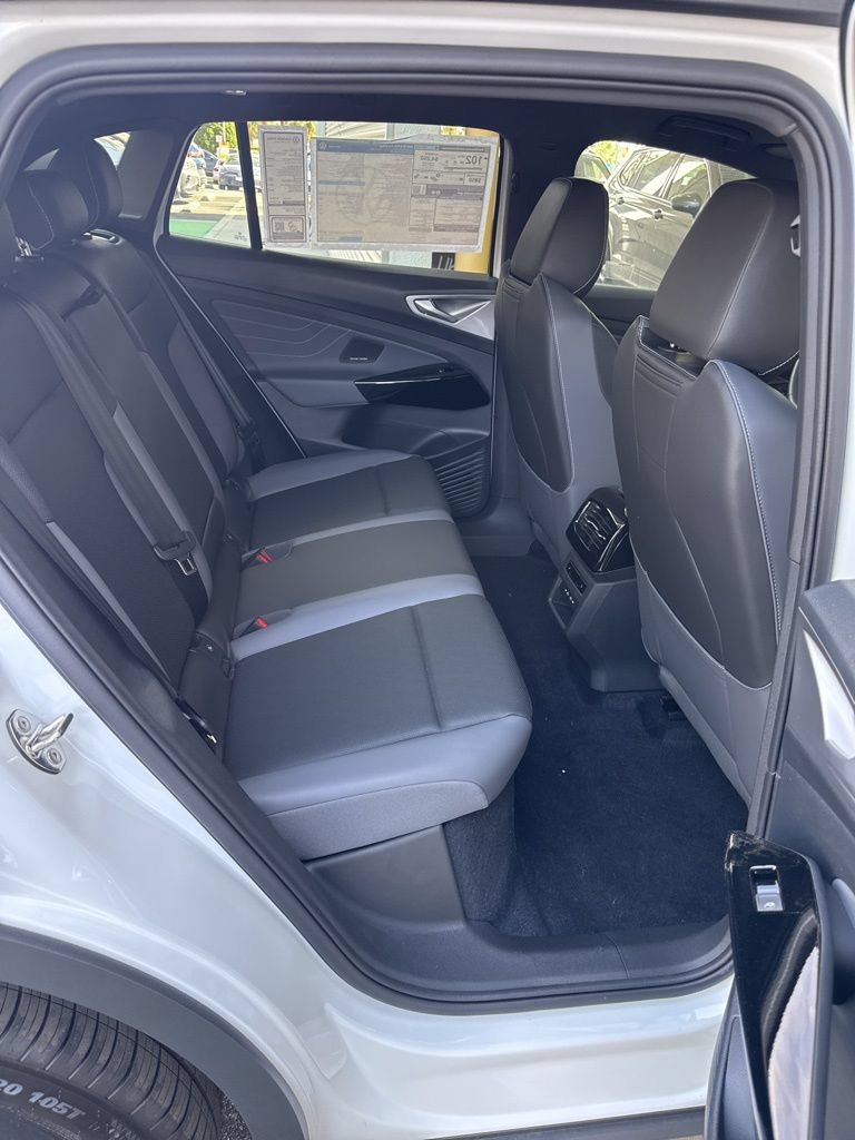New 2026 Volkswagen ID.4 Pro S Plus AWD/4WD image 8