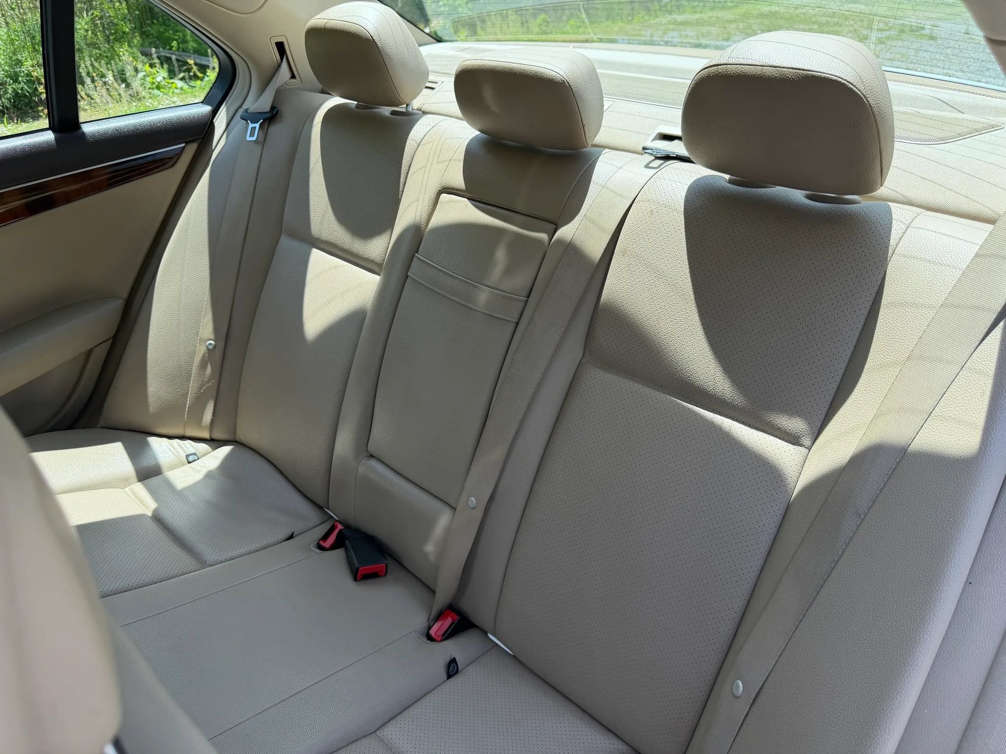 Used 2013 Mercedes-Benz C 250 Sedan image 23