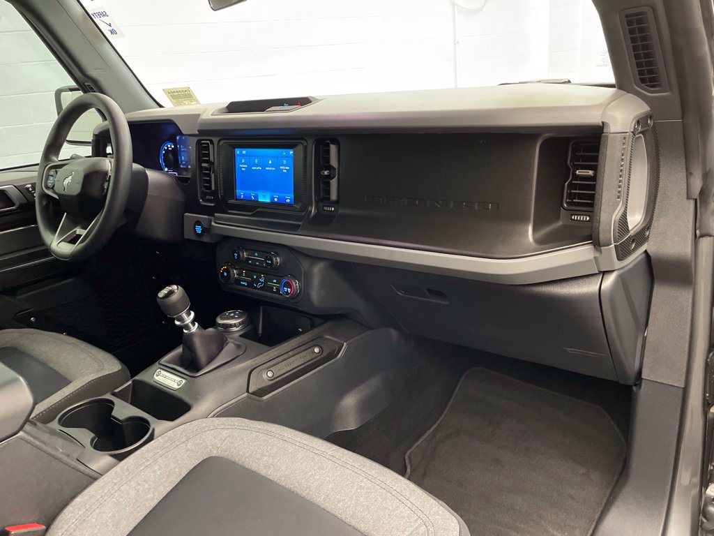 Used 2022 Ford Bronco 2-Door AWD/4WD image 21