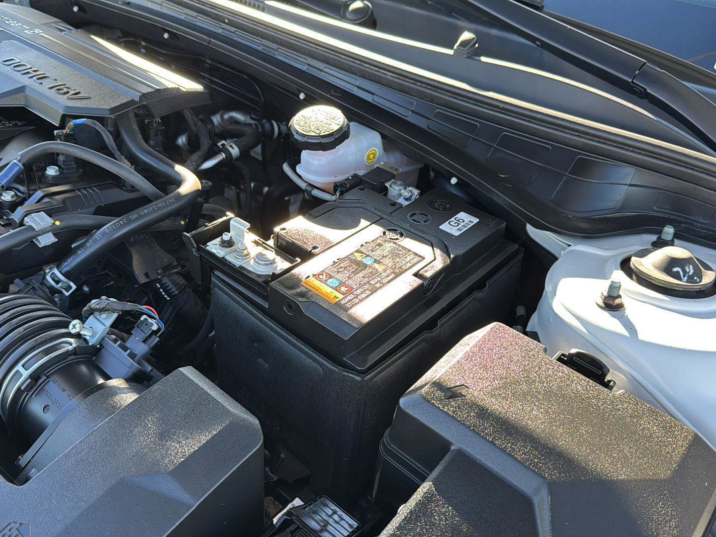 Used 2024 Hyundai Elantra Limited image 34