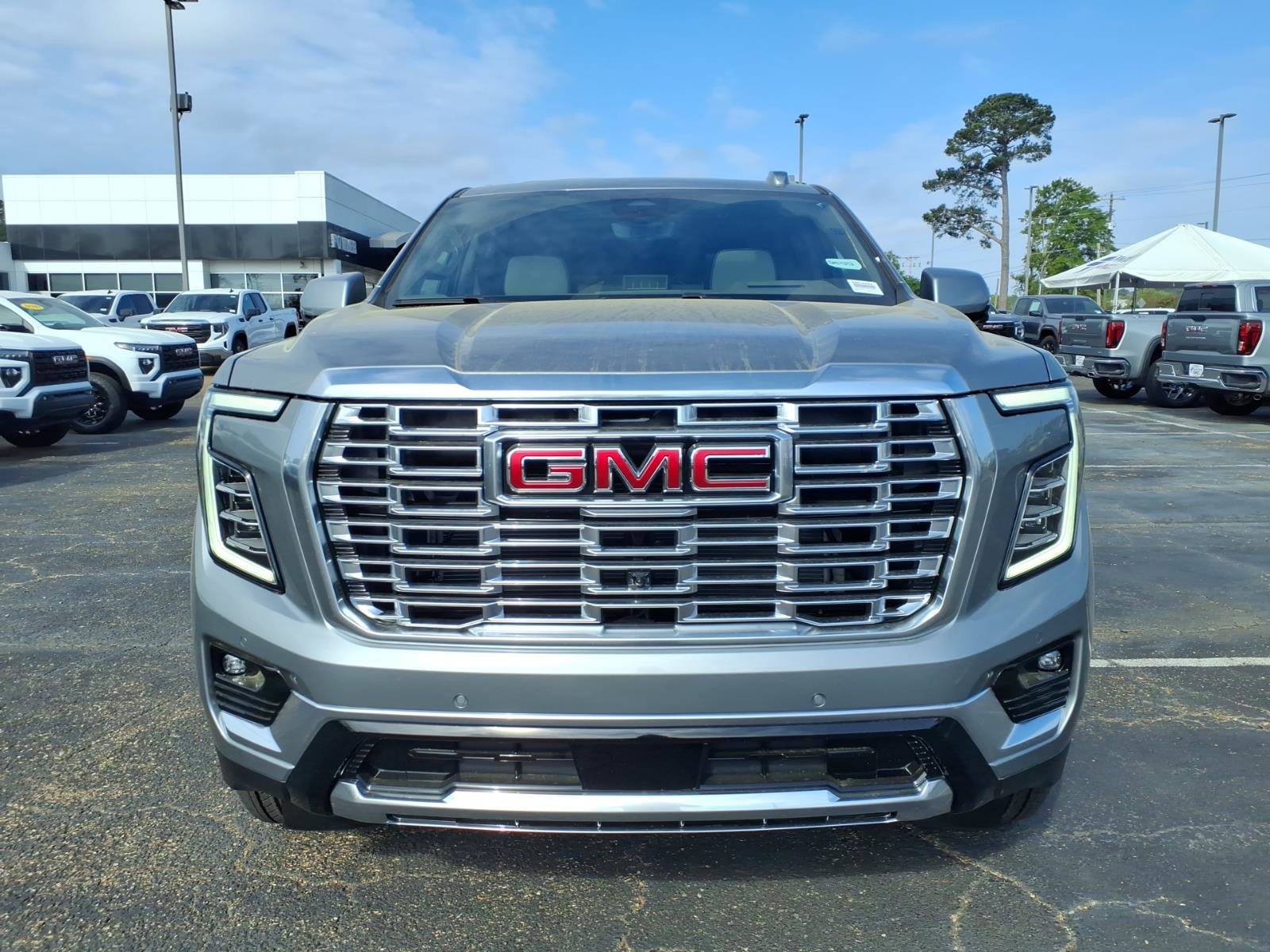 New 2026 GMC Yukon XL Denali w/ Denali Reserve Package video 2
